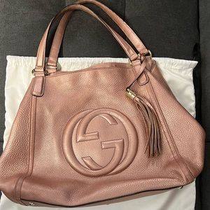 RARE AUTHENTIC Gucci rose gold soho purse
